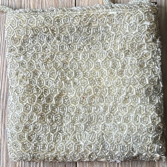 Vintage Beaded Shoulder Bag - Picture 3 of 8